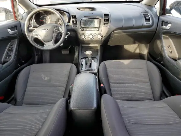 3KPFL4A7XHE117625 2017 KIA FORTE - Image 8
