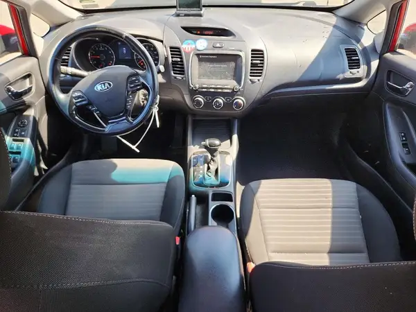 3KPFL4A7XHE120797 2017 KIA FORTE - Image 8