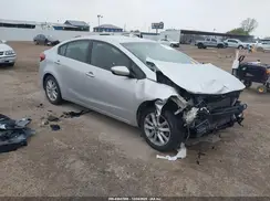 3KPFL4A7XHE132318 2017 KIA FORTE