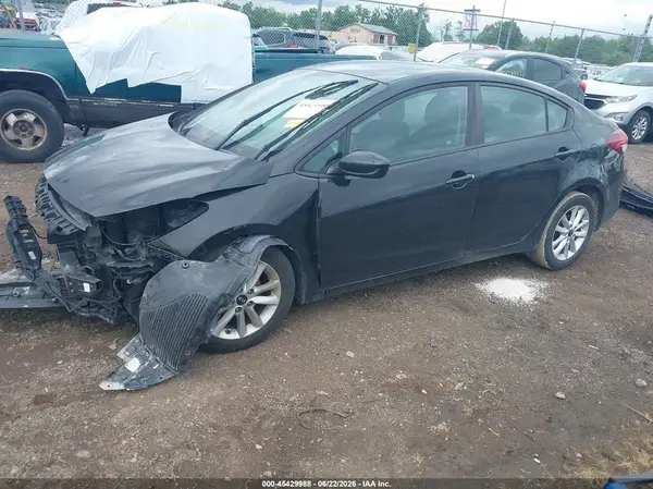 3KPFL4A7XHE144324 2017 KIA FORTE - Image 2