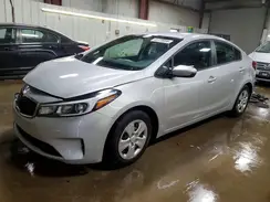 3KPFL4A7XHE153704 2017 KIA FORTE