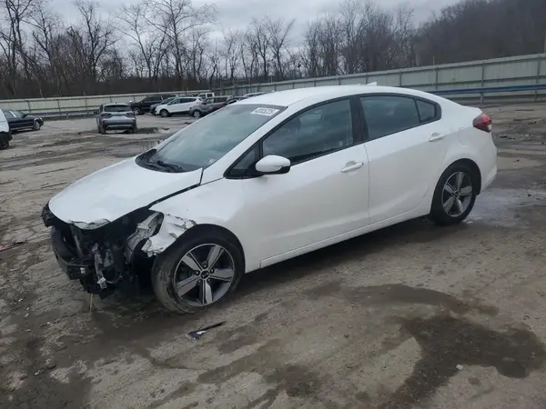 3KPFL4A7XJE175787 2018 KIA FORTE - Image 1