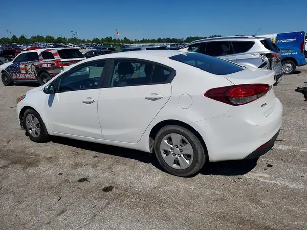 3KPFL4A7XJE181721 2018 KIA FORTE - Image 2
