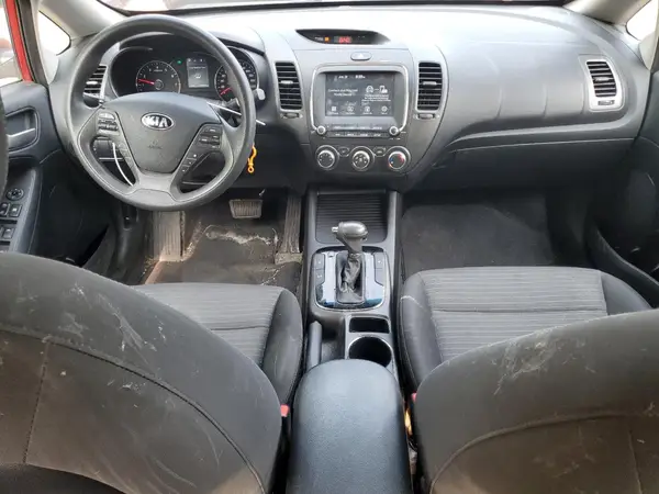 3KPFL4A7XJE181959 2018 KIA FORTE - Image 8