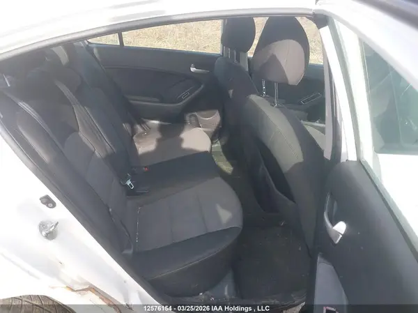 3KPFL4A7XJE189205 2018 KIA FORTE - Image 8