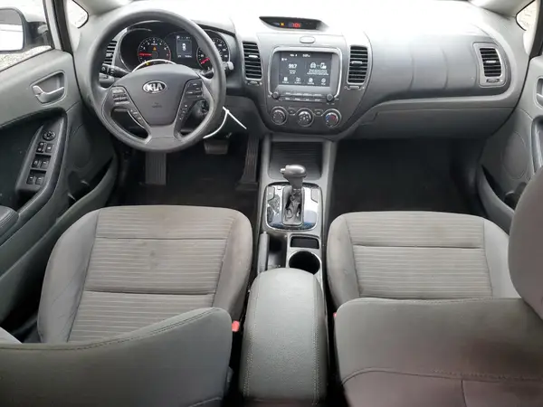 3KPFL4A7XJE191326 2018 KIA FORTE - Image 8