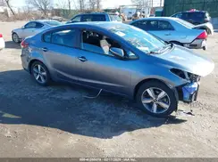 3KPFL4A7XJE195604 2018 KIA FORTE