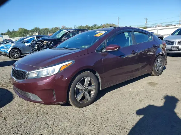 3KPFL4A7XJE196655 2018 KIA FORTE - Image 1