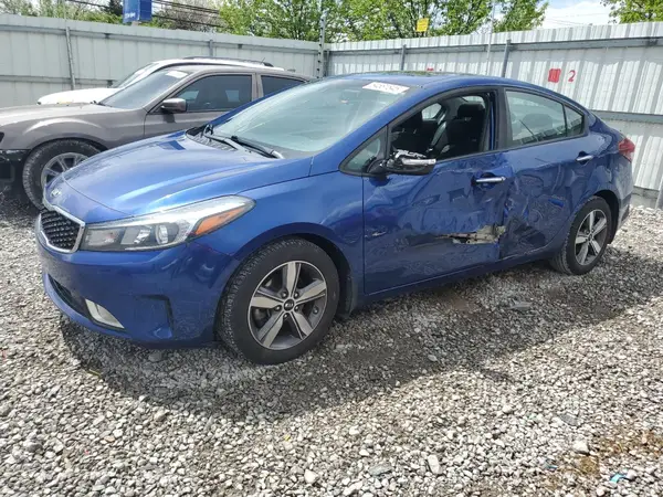 3KPFL4A7XJE205967 2018 KIA FORTE - Image 1