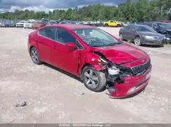 3KPFL4A7XJE216466 2018 KIA FORTE