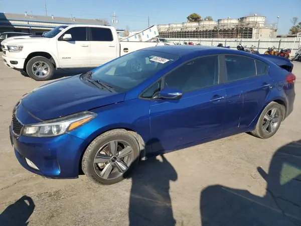 3KPFL4A7XJE241514 2018 KIA FORTE - Image 1