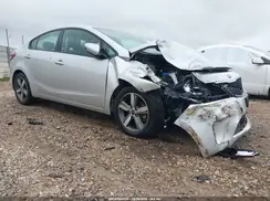 3KPFL4A7XJE244705 2018 KIA FORTE