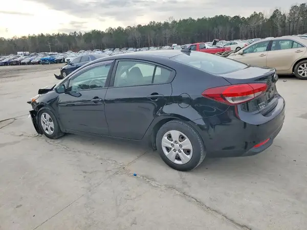 3KPFL4A7XJE248916 2018 KIA FORTE - Image 2