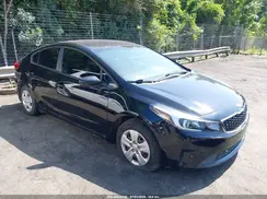 3KPFL4A7XJE256112 2018 KIA FORTE