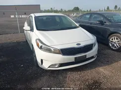3KPFL4A7XJE259477 2018 KIA FORTE