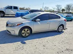 3KPFL4A7XJE268986 2018 KIA FORTE