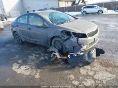 3KPFL4A7XJE277297 2018 KIA FORTE