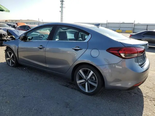 3KPFL4A80HE056844 2017 KIA FORTE - Image 2
