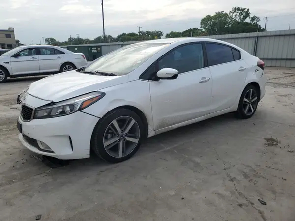 3KPFL4A80HE129436 2017 KIA FORTE - Image 1