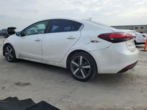 3KPFL4A80HE129436 2017 KIA FORTE - Image 2