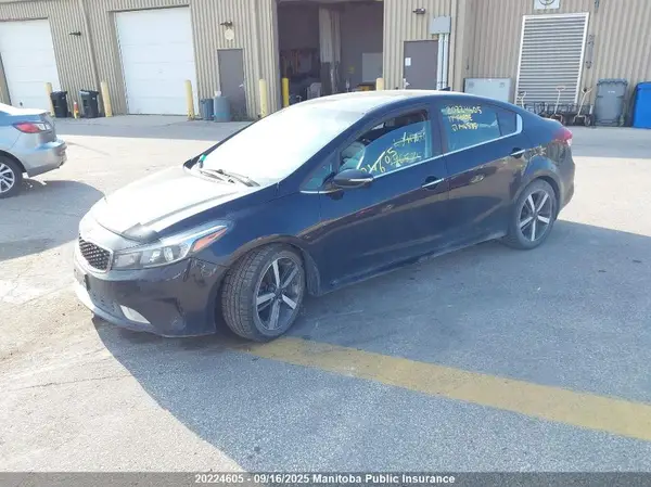 3KPFL4A80HE146575 2017 KIA FORTE - Image 2