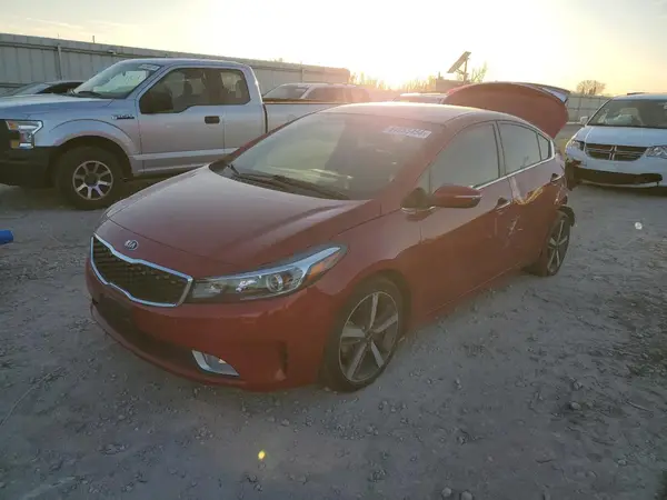 3KPFL4A80JE188444 2018 KIA FORTE - Image 1