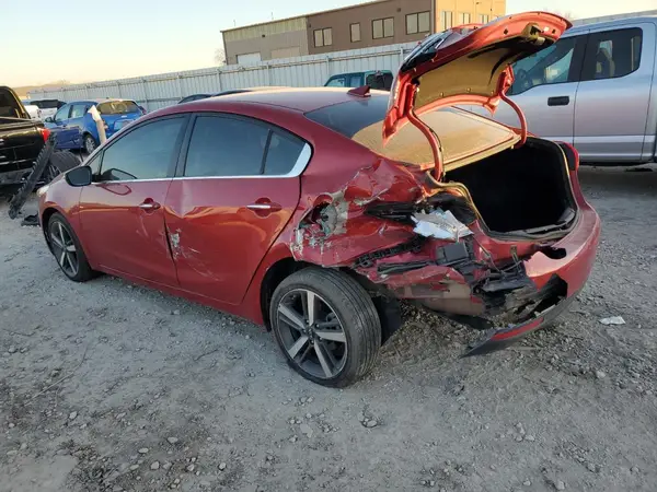 3KPFL4A80JE188444 2018 KIA FORTE - Image 2