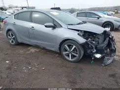 3KPFL4A80JE242275 2018 KIA FORTE