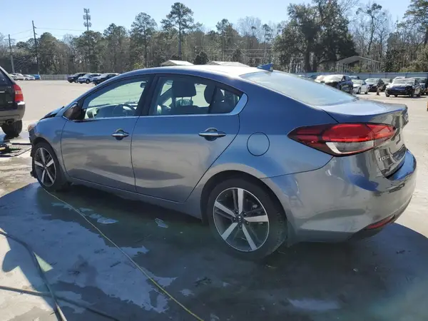 3KPFL4A80JE253938 2018 KIA FORTE - Image 2