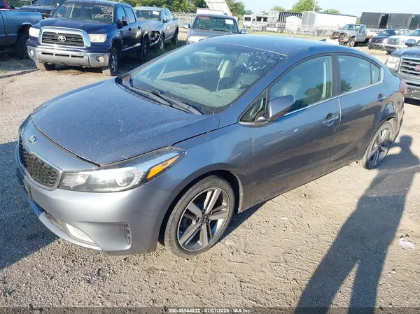 3KPFL4A81HE004770 2017 KIA FORTE - Image 2