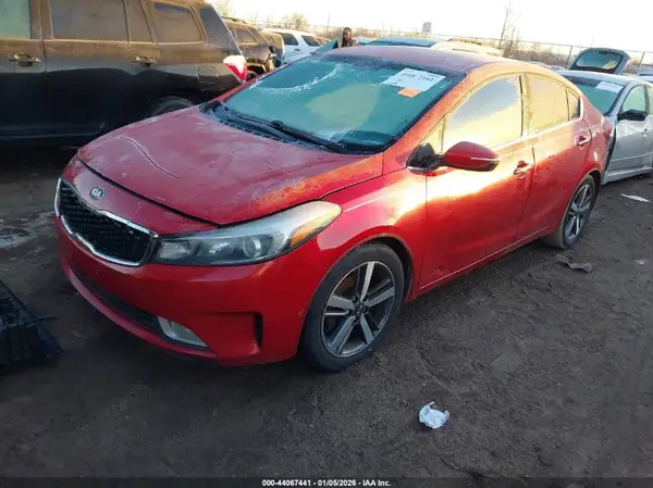 3KPFL4A81HE004882 2017 KIA FORTE - Image 2