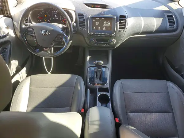 3KPFL4A81HE005336 2017 KIA FORTE - Image 8
