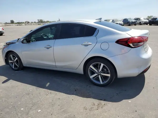3KPFL4A81HE005868 2017 KIA FORTE - Image 2