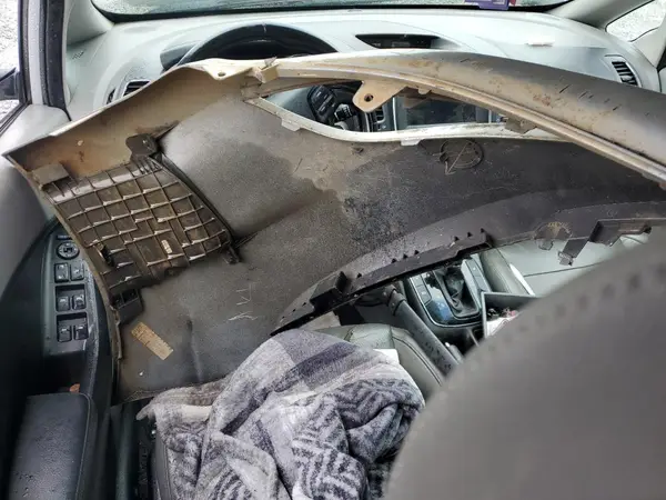 3KPFL4A81HE128960 2017 KIA FORTE - Image 8