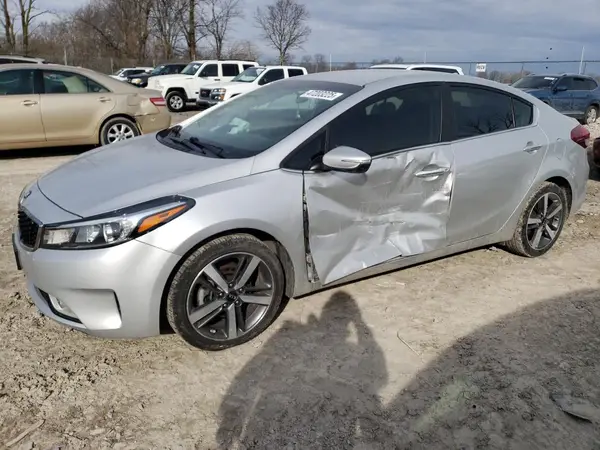 3KPFL4A82HE102447 2017 KIA FORTE - Image 1