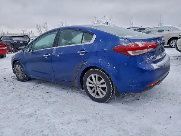 3KPFL4A83HE004656 2017 KIA FORTE - Image 2