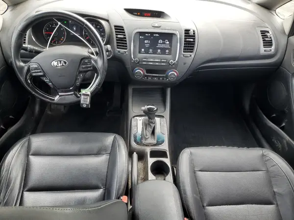 3KPFL4A83HE053128 2017 KIA FORTE - Image 8