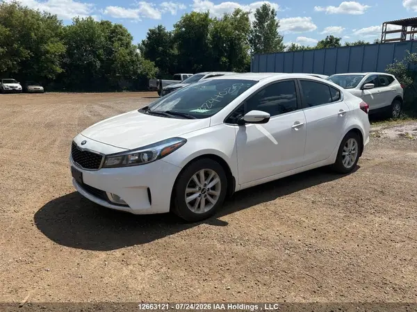 3KPFL4A83HE106619 2017 KIA FORTE - Image 2