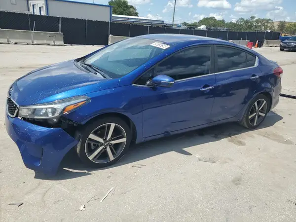 3KPFL4A83JE165238 2018 KIA FORTE - Image 1