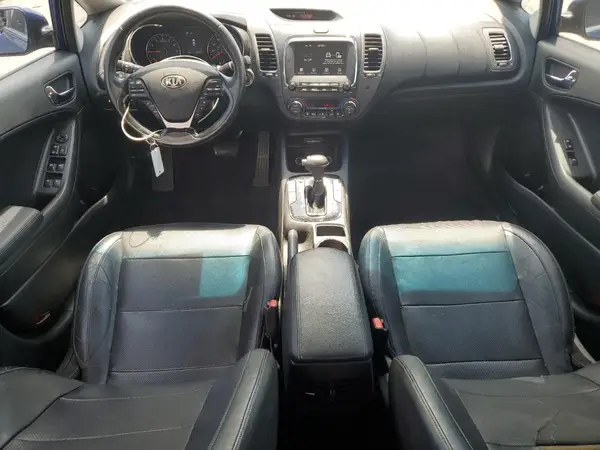 3KPFL4A83JE165238 2018 KIA FORTE - Image 8
