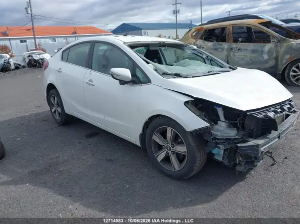 3KPFL4A83JE222425 2018 KIA FORTE - Image 1