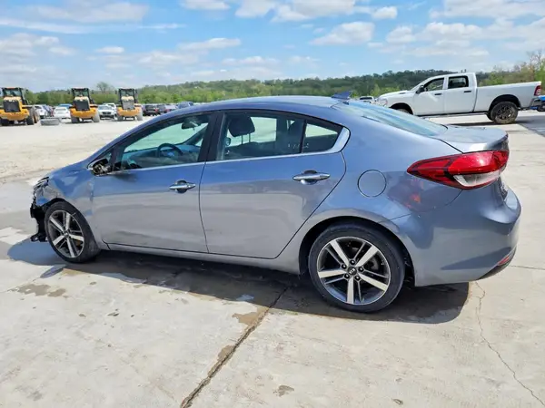 3KPFL4A84HE004746 2017 KIA FORTE - Image 2