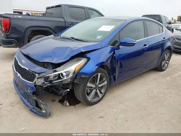 3KPFL4A84HE038959 2017 KIA FORTE - Image 2