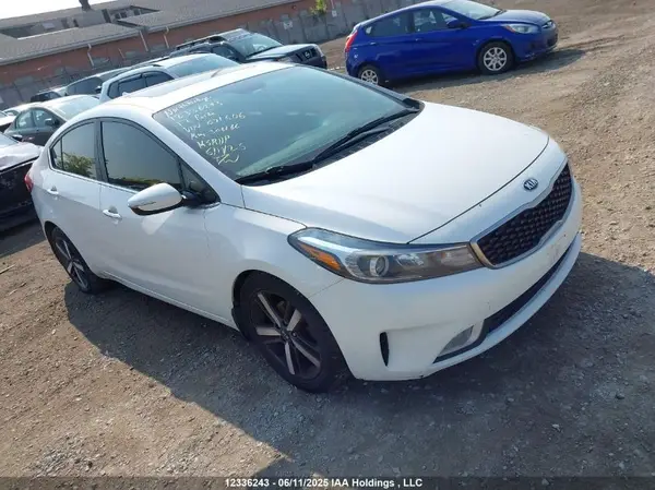 3KPFL4A84HE071606 2017 KIA FORTE - Image 1