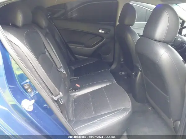 3KPFL4A84HE073405 2017 KIA FORTE - Image 8