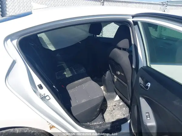 3KPFL4A84HE101512 2017 KIA FORTE - Image 8