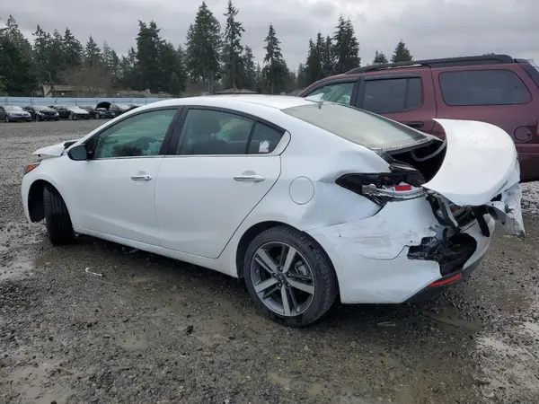 3KPFL4A84JE198992 2018 KIA FORTE - Image 2