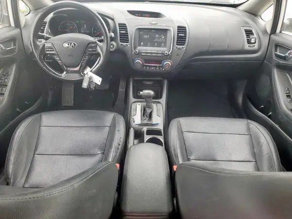 3KPFL4A84JE208596 2018 KIA FORTE - Image 8