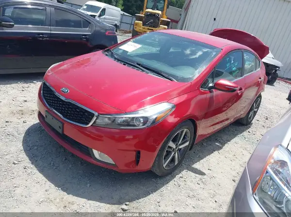 3KPFL4A85HE005548 2017 KIA FORTE - Image 2