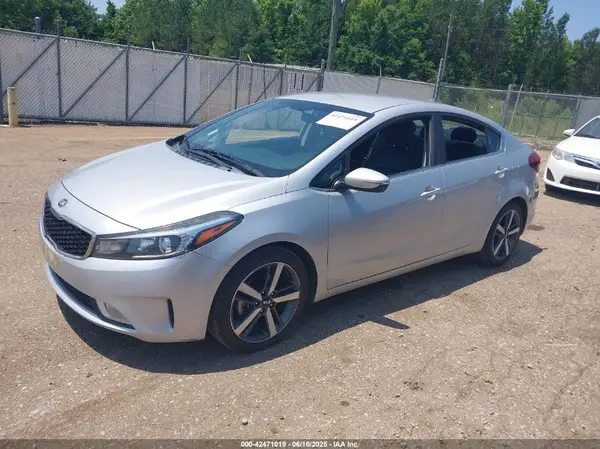 3KPFL4A85HE005551 2017 KIA FORTE - Image 2